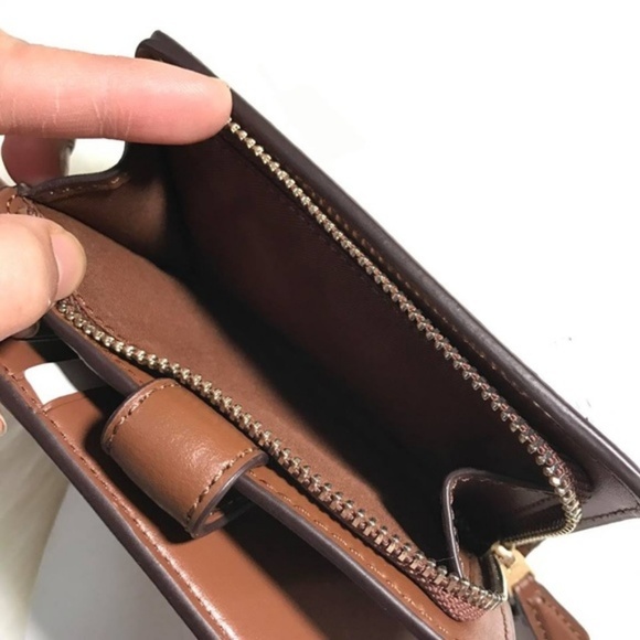 🌷CamiClassy Bags🌷 Coach Medium Signature Wallet - Picture 4 of 5